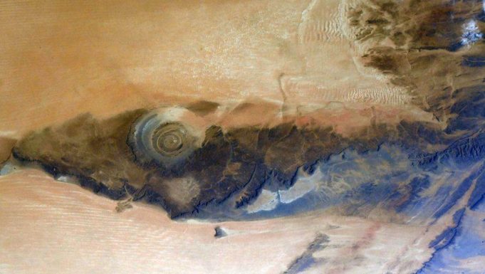 92e1328d-80d7-4af7-b38b-dc4289c9b7e1_w948_r1.77_fpx36_fpy58