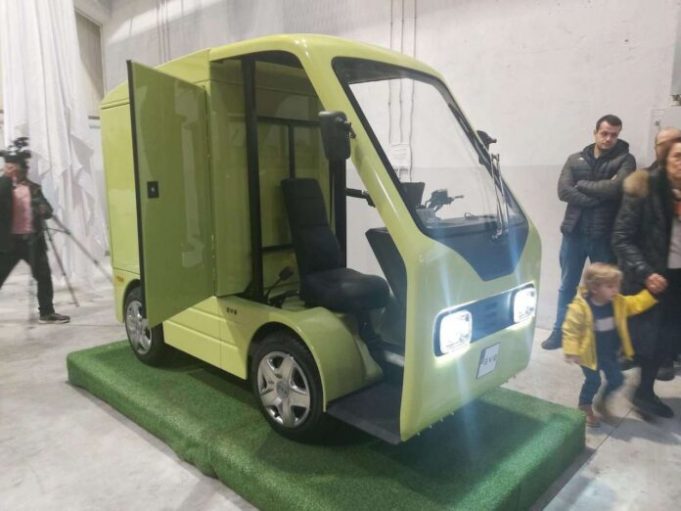 elektricno-dostavno-vozilo3-696x522