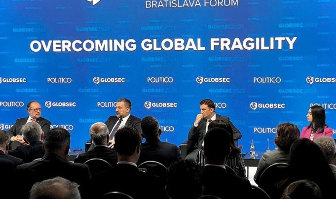 AA-20230530-31283181-31283179-KONAKOVIC_NA_GLOBSEC_2023_BRATISLAVA_FORUMU-810x480