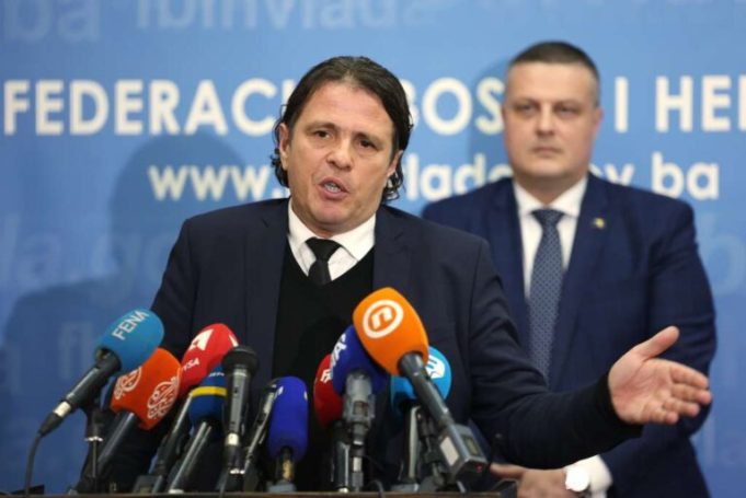 1731422900-l_827ba8c7a95b18cb3bb7ac4645d4fd6d-768x513