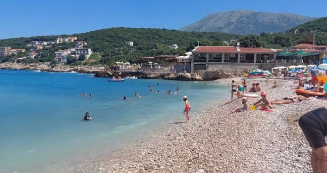 64d2013a-9cd4-444b-8c48-4d930a0a0a78-plaza-utjeha-bar-preview