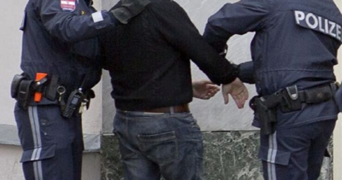 hapsenje-polizei-bec-austrija-1-740x389