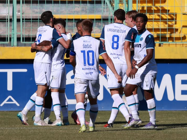 zeljeznicar-nakon-var-debakla-na-pecari-klub-ce-se-zaliti-uefa-i-fk-eljezni-ar-saop-tenje-fudbalskog-kluba-eljezni-ar-facebook-09-21-2025-09-51-pm_68d057767a777