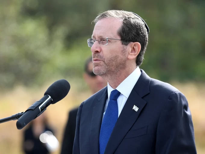 2022-09-29T101644Z_521451856_RC2RBW9RG5LB_RTRMADP_3_ISRAEL-ELECTION