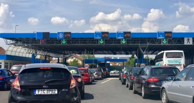 64ce73b6-0500-456e-8ffa-49d50a0a0a78-guzva-granica-fena-preview