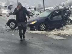 Težak sudar na A1, jedna osoba prevezena u bolnicu. Jedan od automobila potpuno uništen