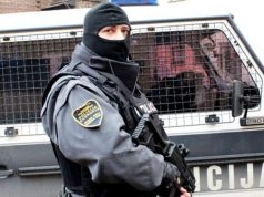 Detalji nesreće kod Lukavca: 20-godišnjak BMW-om pokosio tri pješaka, jedan poginuo