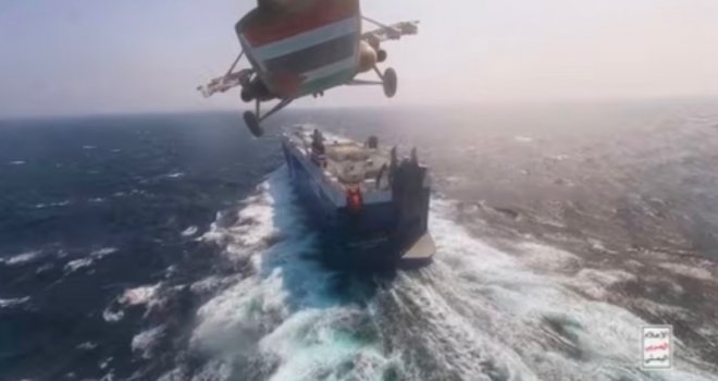 65aa40c7-7f08-47ee-bdbb-43120a0a0a78-huti-helikopter-preview