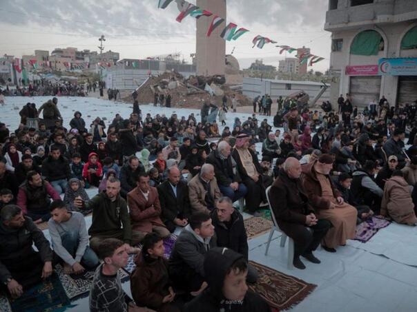 bajram-u-svijetu-od-molitvi-u-rusevina-gaze-do-velicanstvenih-dzamija-u-istanbulu-dizajn-bez-naslova-22-_69bd44270e314