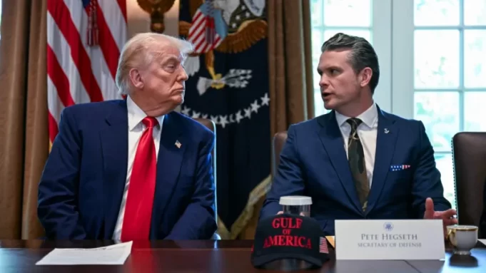 trump-i-hegseth