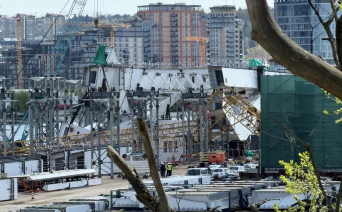 obrusio-se-kran-u-beogradu