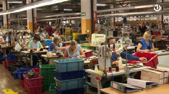 Fabrika proizvodnja screenshot
