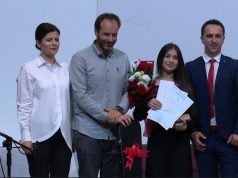 Učenici i nastavnici Škole za osnovno muzičko obrazovanje “Avdo Smajlović” Svečanim koncertom obilježen Dan škole, učenica generacije Iman Jamaković